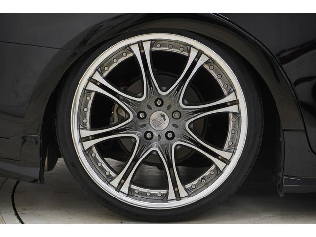 クラウンハイブリッド ロイヤルサルーン　ハイブリッド／社外エアロ／社外車高調／社外レオンハルト２０インチ／純正ヘッドライト・テールランプ／社外リアピースマフラー／パワーシート／シートヒーター／オートクルーズコントロール／バックカメラ／ＥＴＣ（2枚目）