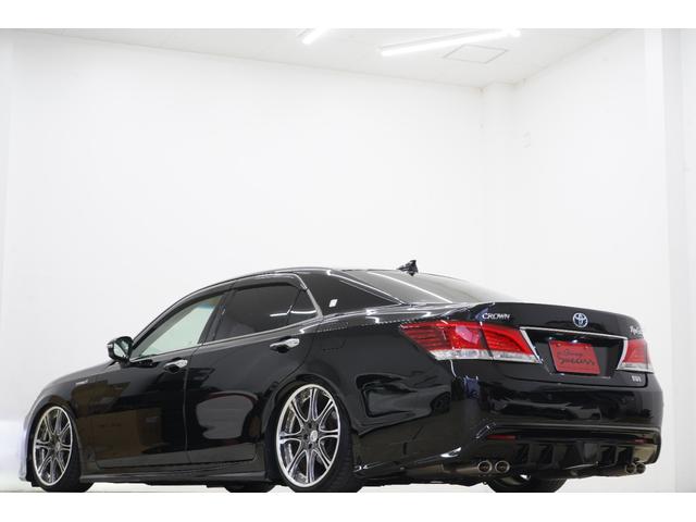 クラウンハイブリッド ロイヤルサルーン　ハイブリッド／社外エアロ／社外車高調／社外レオンハルト２０インチ／純正ヘッドライト・テールランプ／社外リアピースマフラー／パワーシート／シートヒーター／オートクルーズコントロール／バックカメラ／ＥＴＣ（15枚目）