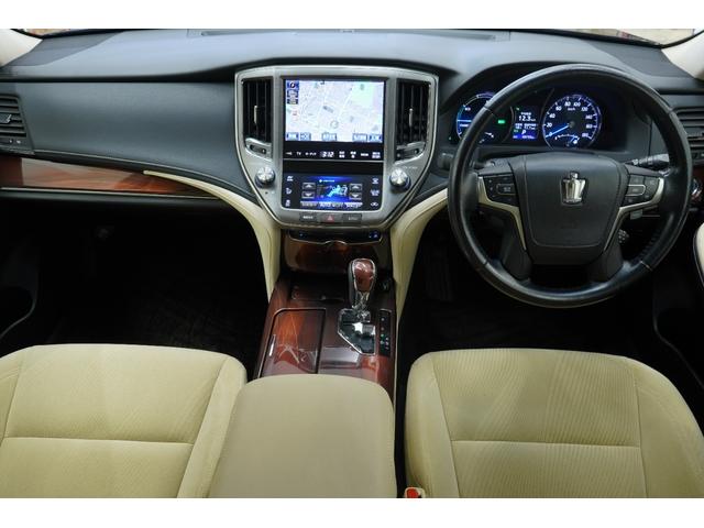 クラウンハイブリッド ロイヤルサルーン　ハイブリッド／社外エアロ／社外車高調／社外レオンハルト２０インチ／純正ヘッドライト・テールランプ／社外リアピースマフラー／パワーシート／シートヒーター／オートクルーズコントロール／バックカメラ／ＥＴＣ（21枚目）