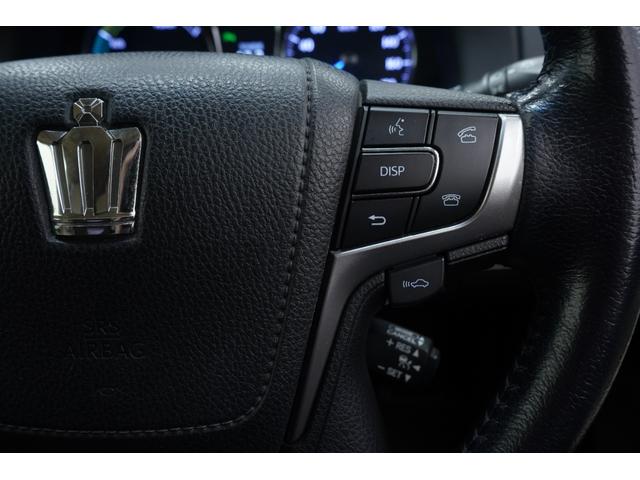 クラウンハイブリッド ロイヤルサルーン　ハイブリッド／社外エアロ／社外車高調／社外レオンハルト２０インチ／純正ヘッドライト・テールランプ／社外リアピースマフラー／パワーシート／シートヒーター／オートクルーズコントロール／バックカメラ／ＥＴＣ（24枚目）