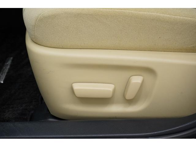 クラウンハイブリッド ロイヤルサルーン　ハイブリッド／社外エアロ／社外車高調／社外レオンハルト２０インチ／純正ヘッドライト・テールランプ／社外リアピースマフラー／パワーシート／シートヒーター／オートクルーズコントロール／バックカメラ／ＥＴＣ（72枚目）