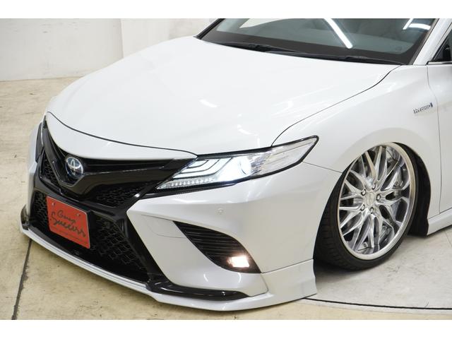 カムリ ＷＳ　ハーフレザー／社外エアサス／ＴＲＤエアロ／社外ＷＯＲＫクヴェル１９インチ／社外マフラー／社外テールランプ／トランクスポイラー／Ｂｌｕｅｔｏｏｔｈ／バックカメラ／ＥＴＣ２．０／運転席パワーシート／（5枚目）