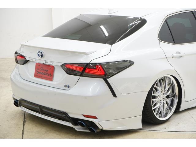 カムリ ＷＳ　ハーフレザー／社外エアサス／ＴＲＤエアロ／社外ＷＯＲＫクヴェル１９インチ／社外マフラー／社外テールランプ／トランクスポイラー／Ｂｌｕｅｔｏｏｔｈ／バックカメラ／ＥＴＣ２．０／運転席パワーシート／（6枚目）