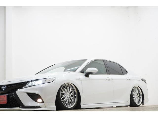 カムリ ＷＳ　ハーフレザー／社外エアサス／ＴＲＤエアロ／社外ＷＯＲＫクヴェル１９インチ／社外マフラー／社外テールランプ／トランクスポイラー／Ｂｌｕｅｔｏｏｔｈ／バックカメラ／ＥＴＣ２．０／運転席パワーシート／（13枚目）