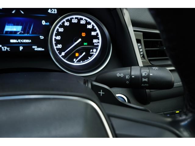 カムリ ＷＳ　ハーフレザー／社外エアサス／ＴＲＤエアロ／社外ＷＯＲＫクヴェル１９インチ／社外マフラー／社外テールランプ／トランクスポイラー／Ｂｌｕｅｔｏｏｔｈ／バックカメラ／ＥＴＣ２．０／運転席パワーシート／（27枚目）