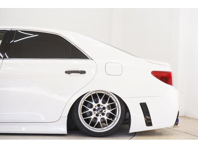 マークX 250G リラックスセレクション エアサス公認/ルーフブラック/RDSバンパー・リアG’sバンパー/モデリスタ(F・Sエアロ・グリルガーニッシュ)/中期ヘッドライト・テール/柿本マフラー/社外BBS18インチ/内装LED打替え済み/(22枚目)