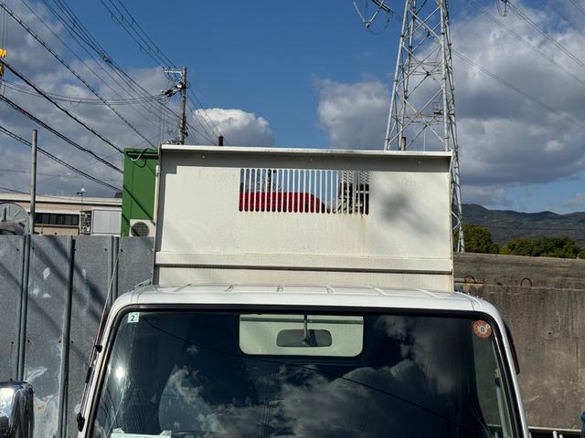 キャンター ダンプ　ＴＫＧ－ＦＢＡ３０　新明和製ダンプ　コボレーン　積載２０００ＫＧ　メッキミラーカバー　メッキコーナーカバ―　５ＭＴ　ラジオ　電動格納ミラー　フォグランプ　（Ｃ－３１）（準中型免許）（4枚目）