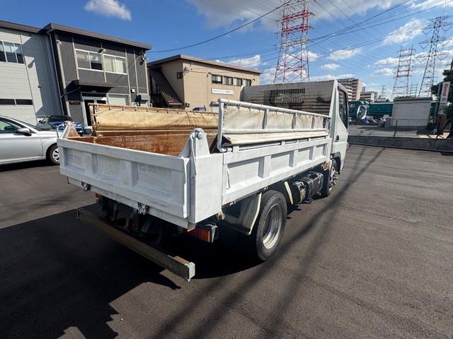 キャンター ダンプ　ＴＫＧ－ＦＢＡ３０　新明和製ダンプ　コボレーン　積載２０００ＫＧ　メッキミラーカバー　メッキコーナーカバ―　５ＭＴ　ラジオ　電動格納ミラー　フォグランプ　（Ｃ－３１）（準中型免許）（9枚目）