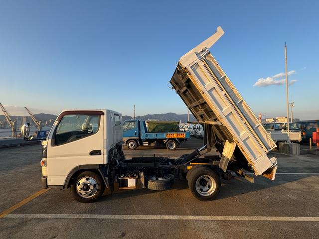 キャンター ダンプ　ＴＫＧ－ＦＢＡ３０　新明和製ダンプ　コボレーン　積載２０００ＫＧ　メッキミラーカバー　メッキコーナーカバ―　５ＭＴ　ラジオ　電動格納ミラー　フォグランプ　（Ｃ－３１）（準中型免許）（17枚目）