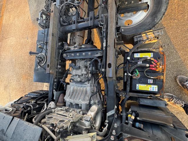 キャンター ダンプ　ＴＫＧ－ＦＢＡ３０　新明和製ダンプ　コボレーン　積載２０００ＫＧ　メッキミラーカバー　メッキコーナーカバ―　５ＭＴ　ラジオ　電動格納ミラー　フォグランプ　（Ｃ－３１）（準中型免許）（24枚目）