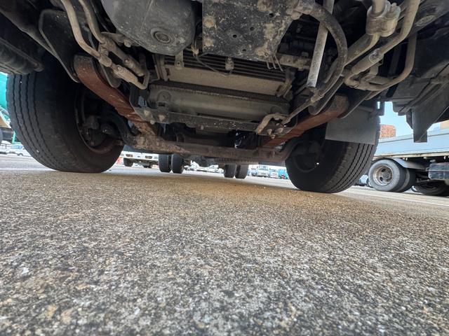 キャンター ダンプ　ＴＰＧ－ＦＢＡ６０　極東製強化ダンプ　４ナンバー　積載３トン　５ＭＴ　電動格納ミラー　メッキコーナー　メッキバンパー　メッキミラーカバー　メッキホイールキャップ　ＥＴＣ　黒内装　準中型免許（Ｃ－３２）（37枚目）