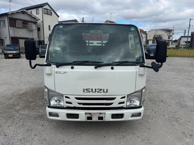 エルフトラック 　ＴＲＧ－ＮＪＲ８５Ａ　平　４ナンバー　極東製垂直式パワーゲート　床鉄板張　積載２０００Ｋｇ　６速オートマ　パーキングレンジ付　車両総重量４８８５ｋｇ　（準中型免許）（4枚目）