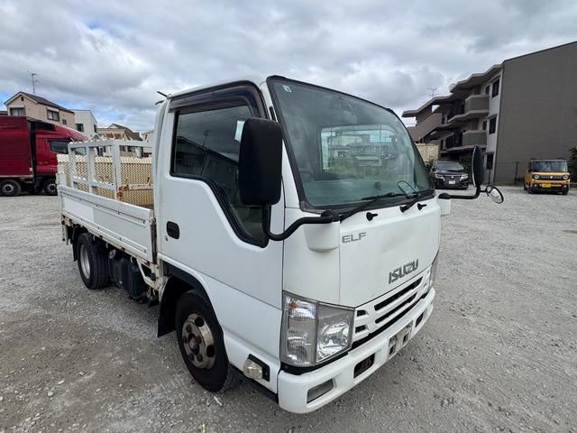 エルフトラック 　ＴＲＧ－ＮＪＲ８５Ａ　平　４ナンバー　極東製垂直式パワーゲート　床鉄板張　積載２０００Ｋｇ　６速オートマ　パーキングレンジ付　車両総重量４８８５ｋｇ　（準中型免許）（5枚目）