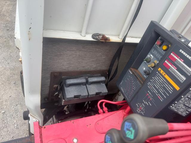 ファイター TKG-FK61F ファイター 平 古河ユニック3段 2.9t吊り 床鉄板張 ステンレス製工具箱 無線 ラジコン 6MT 積載2550kg (中型免許) (FF-6)(23枚目)