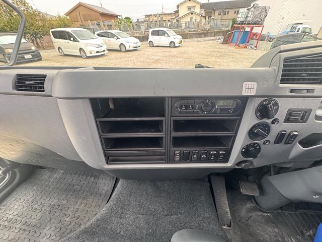 ファイター TKG-FK61F ファイター 平 古河ユニック3段 2.9t吊り 床鉄板張 ステンレス製工具箱 無線 ラジコン 6MT 積載2550kg (中型免許) (FF-6)(51枚目)