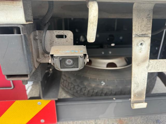 キャンター 2PG-FEB90 平 高床 増トン車 床鉄板張 シートデッキ 6AT 黒内装 ETC ドラレコ バックモニター 電動格納ミラー フォグランプ D環7対(14個)(C-30)(中型免許)(29枚目)