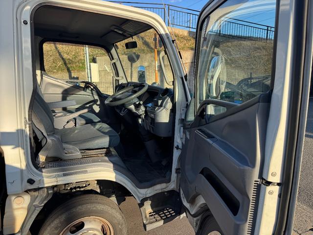 �^�]�ȃh�A�J��