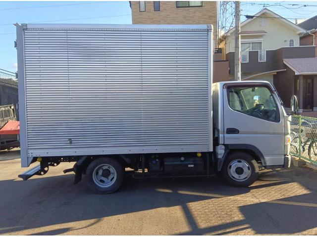 キャンター 全低床　ＴＰＧ－ＦＢＡ２０　１ナンバー　全低床　アルミバン　最大積載量２０００ｋｇ　６速ＡＴ　２ｔトラック　準中型免許（6枚目）
