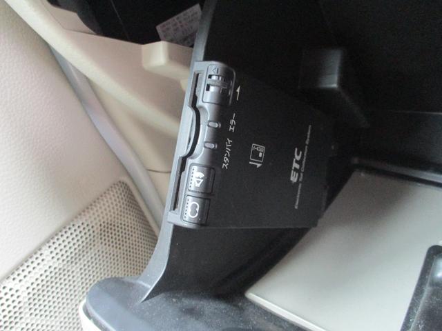 ＮＶ１００クリッパーリオ Ｅ　標準ルーフ　左リヤ電動スライドドア　７インチナビ　フルセグＴＶ　バックアイカメラ　ＣＤ／ＤＶＤ再生　ＥＴＣ車載器（15枚目）