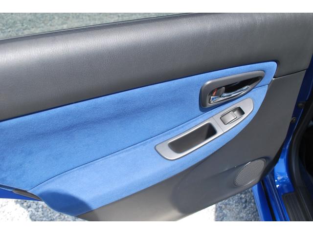 インプレッサ ＷＲＸ　ＳＴｉ　修復歴無　タイミングベルト１１８６４３ｋｍ時交換ステッカー有り　ブリッツ車高調　外マフラー　カロッツェリアディプレイオーディオ　バックカメラ　純正１７アルミ　純正ブレンボ　キセノン　ＤＣＣＤ　Ｒスポ（40枚目）