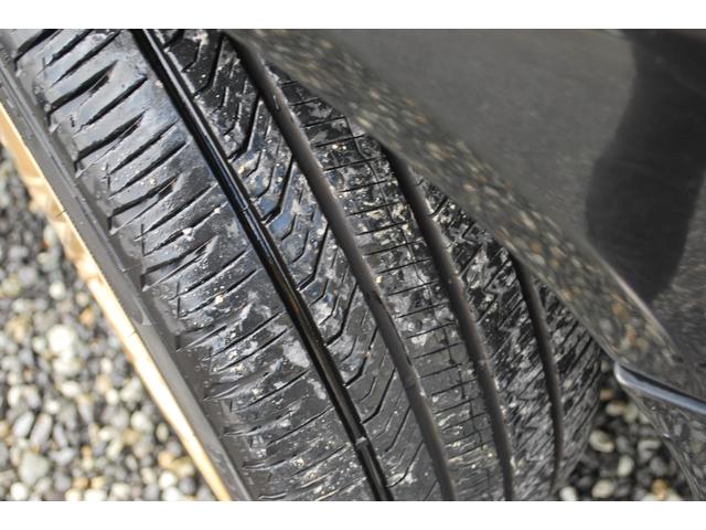 タイヤの溝もまだまだたっぷりあります！