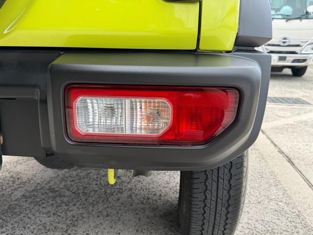 ジムニーシエラ ＪＣ　４ＷＤ　ワンオ―ナー　前後カメラ　クルーズコントロール　フルセグＴＶ　ＬＥＤヘッドライト　シートヒーター　車線逸脱防止　衝突被害軽減ブレーＢｌｕｅｔｏｏｔｈＥＴＣ　ヒルディセントコントロール　ドラレコ（10枚目）