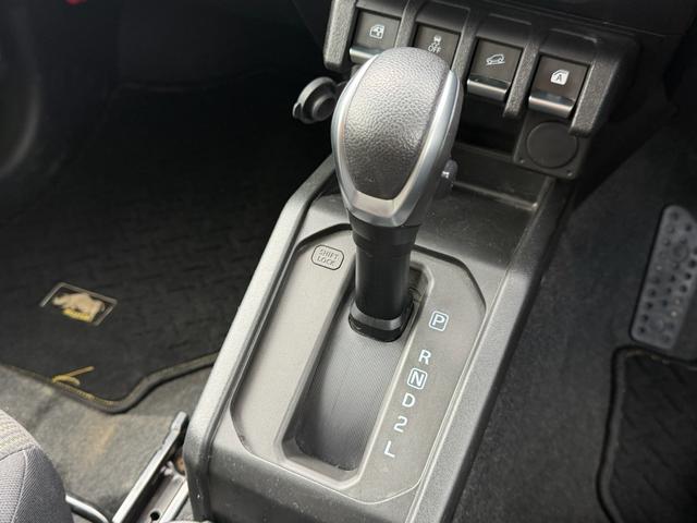 ジムニーシエラ ＪＣ　４ＷＤ　ワンオ―ナー　前後カメラ　クルーズコントロール　フルセグＴＶ　ＬＥＤヘッドライト　シートヒーター　車線逸脱防止　衝突被害軽減ブレーＢｌｕｅｔｏｏｔｈＥＴＣ　ヒルディセントコントロール　ドラレコ（32枚目）