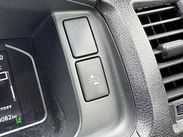 ハイエースワゴン ＧＬ　フルカスタム仕様　フルフラットベッドキット搭載　パノラミックビューモニター　フローティングナビ　デジタルインナーミラー　フリップダウンモニター　ＬＥＤテール　床張り　テーブルセットドライブレコーダー（38枚目）