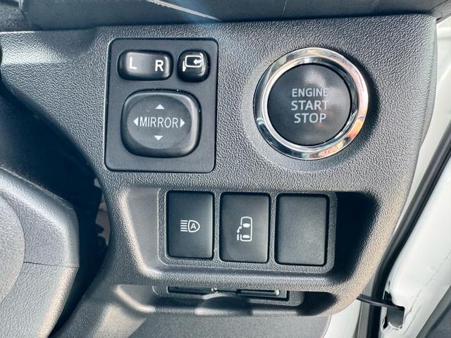 ハイエースワゴン ＧＬ　フルカスタム仕様　フルフラットベッドキット搭載　パノラミックビューモニター　フローティングナビ　デジタルインナーミラー　フリップダウンモニター　ＬＥＤテール　床張り　テーブルセットドライブレコーダー（39枚目）