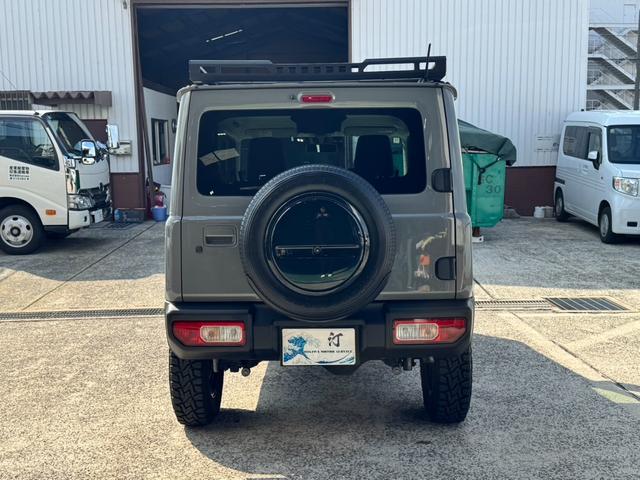 ジムニー ＸＣ　ワンオーナー　カスタム使用（キャリア・１６インチブロックタイヤ）　デュアルセンサーブレーキサポート　ドラレコ　シートヒーター　レーンキープアシスト　Ｐスタート　後席シートベルトリマインダー　背面タイヤ（18枚目）