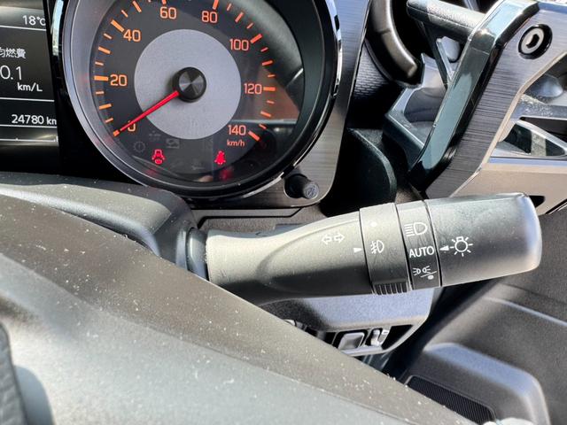 ジムニー ＸＣ　ワンオーナー　カスタム使用（キャリア・１６インチブロックタイヤ）　デュアルセンサーブレーキサポート　ドラレコ　シートヒーター　レーンキープアシスト　Ｐスタート　後席シートベルトリマインダー　背面タイヤ（38枚目）