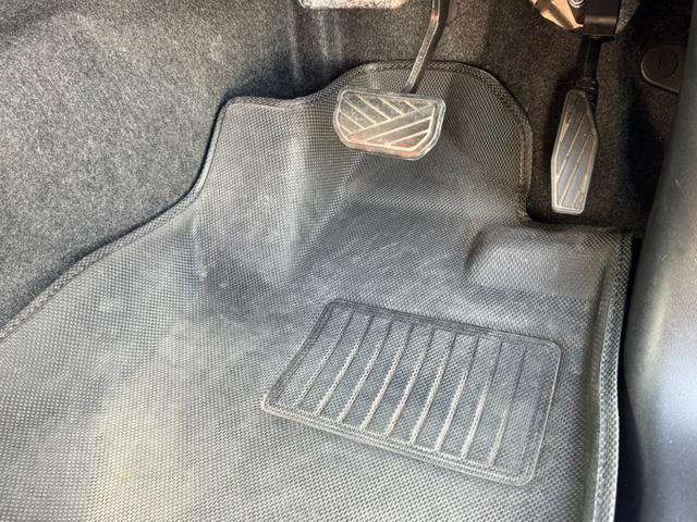 ジムニー ＸＣ　ワンオーナー　カスタム使用（キャリア・１６インチブロックタイヤ）　デュアルセンサーブレーキサポート　ドラレコ　シートヒーター　レーンキープアシスト　Ｐスタート　後席シートベルトリマインダー　背面タイヤ（64枚目）