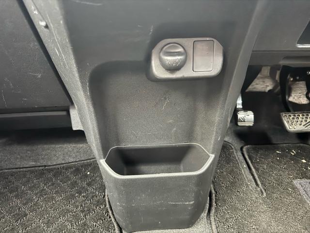 ウェイク Ｌ　ファインセレクションＳＡ　ワンオーナー　禁煙車　ルーフキャリア　ドライブレコーダ　ＥＴＣ　バックカメラ　フルフラットシート　シートカバー　横滑り防止装置　パワースライドドア　オートエアコン　テレビ視聴電動格納ミラー　社外ナビ（58枚目）