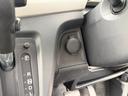 FX 禁煙車 ワンオーナー 運転席シートヒーター 衝突被害軽減ブレーキ アイドリングストップ 純正オーディオ 横滑り防止装置 ETC ヘッドライトレベライザー CD ラジオ オートエアコン 電動格納ミラー(33枚目)