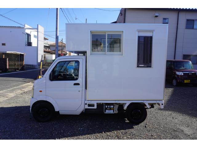 キャリイトラック 　トリミングカー　ペットトリミングカー　出張トリミングカー／シェルＢＯＸ＋前方収納＋サッシ＋出入口ドア＋ＣＦフロア＋換気扇＋洗浄用バス＋エアコン＋コンセント＋網戸＋給湯器（3枚目）