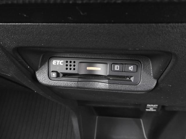 フリード Ｇエアロジャストセレクション　ワンオーナー　純正ナビＶＸＭ１４２ＶＦＩ　Ｂｌｕｅｔｏｏｔｈ　フルセグ　リアカメラ　後席モニター　ＥＴＣ　片側電動スライドドア　ＨＩＤライト　オートライト　２列目ベンチシート　カーアラーム　ＶＳＡ（17枚目）