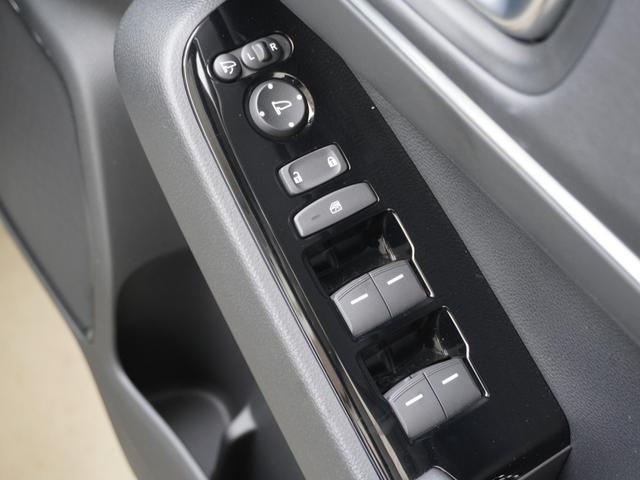 ヴェゼル ｅ：ＨＥＶＺ　ワンオーナー　９インチナビ　ドラレコ　シートヒーター　バックカメラ　障害物センサー　ＥＴＣ　Ｂｌｕｅｔｏｏｔｈ　ＵＳＢ入力端子　ＬＥＤヘッドライト　横滑り防止装置　衝突被害軽減ブレーキ　盗難防止装置（28枚目）