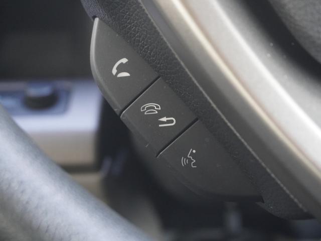 ◆ハンズフリーテレホンスイッチ◆急な電話などがかかってきてもハンドルにスイッチがついており携帯をさわらずとも通話することが可能です。連絡先を登録すれば発信することも可能です。