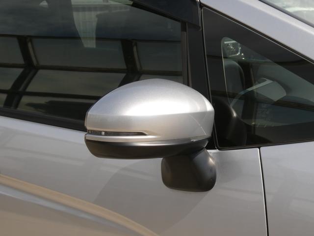 フィット １３Ｇ・Ｆパッケージ　ワンオーナー　７インチメモリーナビ　バックカメラ　ＥＴＣ　Ｂｌｕｅｔｏｏｔｈ　ＵＳＢ入力端子　スマートキー　スマートキー　マニュアルエアコン　フルセグ　ＣＤ　ＤＶＤ　アイドリングストップ　禁煙車（19枚目）