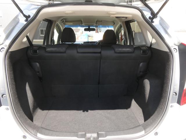 フィット １３Ｇ・Ｆパッケージ　ワンオーナー　７インチメモリーナビ　バックカメラ　ＥＴＣ　Ｂｌｕｅｔｏｏｔｈ　ＵＳＢ入力端子　スマートキー　スマートキー　マニュアルエアコン　フルセグ　ＣＤ　ＤＶＤ　アイドリングストップ　禁煙車（48枚目）