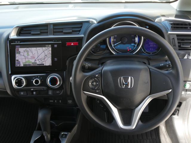 フィット １３Ｇ・Ｆパッケージ　ワンオーナー　７インチメモリーナビ　バックカメラ　ＥＴＣ　Ｂｌｕｅｔｏｏｔｈ　ＵＳＢ入力端子　スマートキー　スマートキー　マニュアルエアコン　フルセグ　ＣＤ　ＤＶＤ　アイドリングストップ　禁煙車（55枚目）