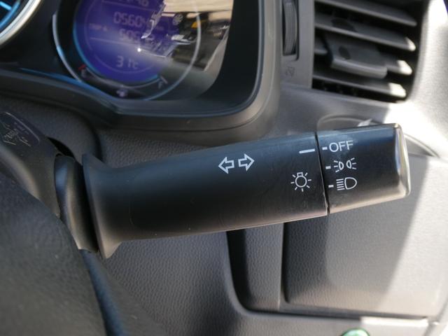 フィット １３Ｇ・Ｆパッケージ　ワンオーナー　７インチメモリーナビ　バックカメラ　ＥＴＣ　Ｂｌｕｅｔｏｏｔｈ　ＵＳＢ入力端子　スマートキー　スマートキー　マニュアルエアコン　フルセグ　ＣＤ　ＤＶＤ　アイドリングストップ　禁煙車（62枚目）