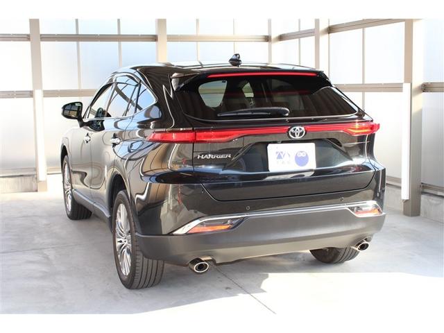 ハリアー Ｚ　レザーパッケージ　革シート　フルセグ　メモリーナビ　ミュージックプレイヤー接続可　バックカメラ　衝突被害軽減システム　ＥＴＣ　ドラレコ　ＬＥＤヘッドランプ　ワンオーナー　記録簿（3枚目）