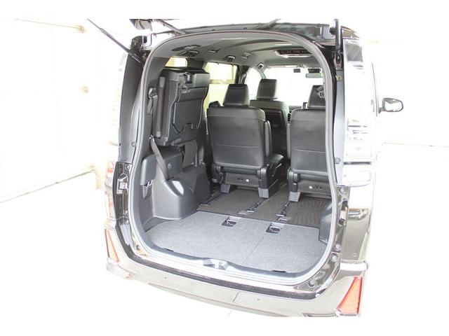 ヴォクシー ハイブリッドZS 煌III フルセグ メモリーナビ DVD再生 ミュージックプレイヤー接続可 後席モニター バックカメラ 衝突被害軽減システム ETC ドラレコ 両側電動スライド LEDヘッドランプ 乗車定員7人 3列シート(27枚目)