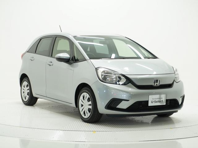 フィット ベーシック　ワンオーナー　ＣＤチューナー　ＥＴＣ　マニュアルエアコン　パワーウインドウ　パワースライド　スマートキー　電動格納ドアミラー　盗難防止装置　横滑り防止装置　アイドリングストップ　ＡＢＳ　禁煙車（24枚目）