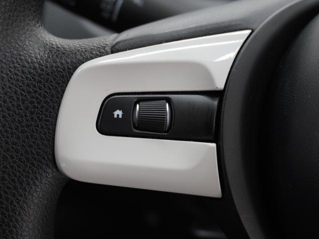 フィット ベーシック　ワンオーナー　ＣＤチューナー　ＥＴＣ　マニュアルエアコン　パワーウインドウ　パワースライド　スマートキー　電動格納ドアミラー　盗難防止装置　横滑り防止装置　アイドリングストップ　ＡＢＳ　禁煙車（50枚目）