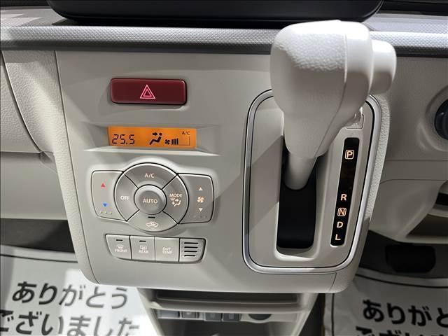 アルトラパンＬＣ Ｌ　届出済未使用車　ＤＣＢＳ　ＬＥＤヘッドランプ　運転席シートヒーター　プッシュスタート　プレミアムＵＶ＆ＩＲカットガラス（フロントドア）　電格ミラー　ステアリングオーディオスイッチ　キーレスエントリー（9枚目）