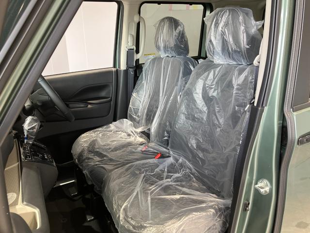デリカミニ Ｇ　プレミアム　アラウンドビューＭ　ＬＫＡ　パワーウィンドゥ　ＬＥＤライト　シートヒータ　キーレスエントリー　盗難防止装置　サイドカメラ　寒冷地仕様　ベンチシート　オートエアコン　エアバッグ　横滑り防止機能　ＡＢＳ（26枚目）