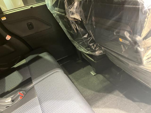 タント カスタムＸ　届出済未使用車　両側電動スライドドア　衝突被害軽減ブレーキ　禁煙車　アルミホイール　ＬＥＤヘッドライト　シートヒーター　電子パーキング　オートブレーキホールド　パーキングセンサー　シートバックテーブル（27枚目）