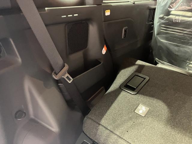 タント カスタムＸ　届出済未使用車　両側電動スライドドア　衝突被害軽減ブレーキ　禁煙車　アルミホイール　ＬＥＤヘッドライト　シートヒーター　電子パーキング　オートブレーキホールド　パーキングセンサー　シートバックテーブル（30枚目）